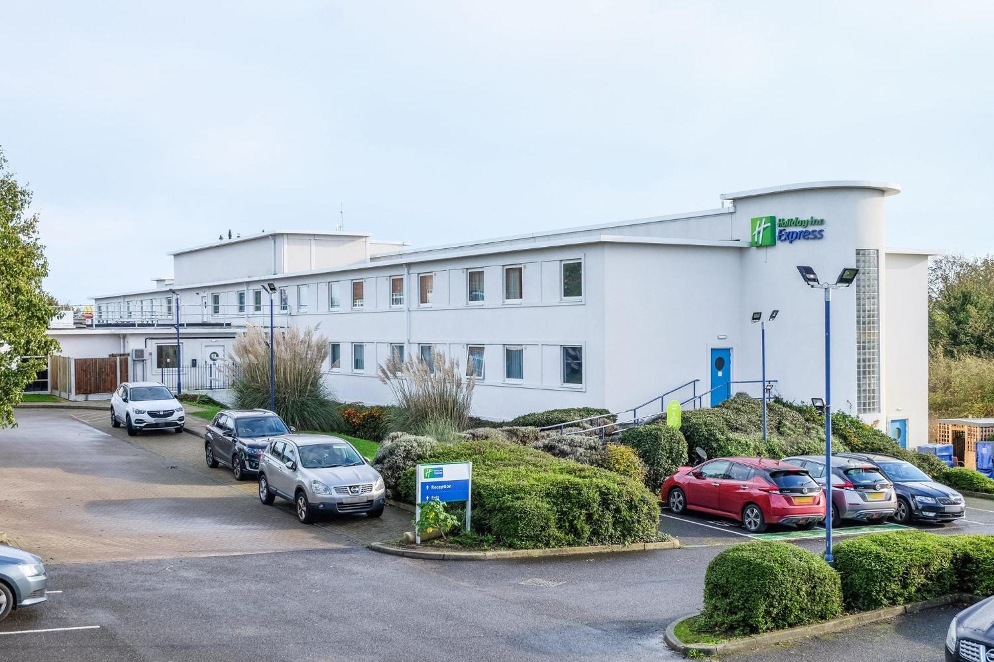 Holiday Inn Express Ramsgate - Minster By Ihg Dış mekan fotoğraf
