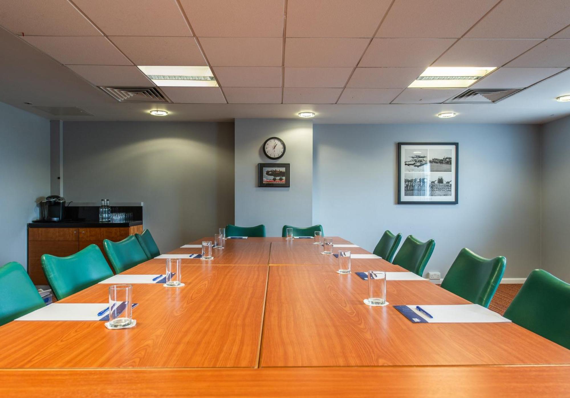 Holiday Inn Express Ramsgate - Minster By Ihg Dış mekan fotoğraf
