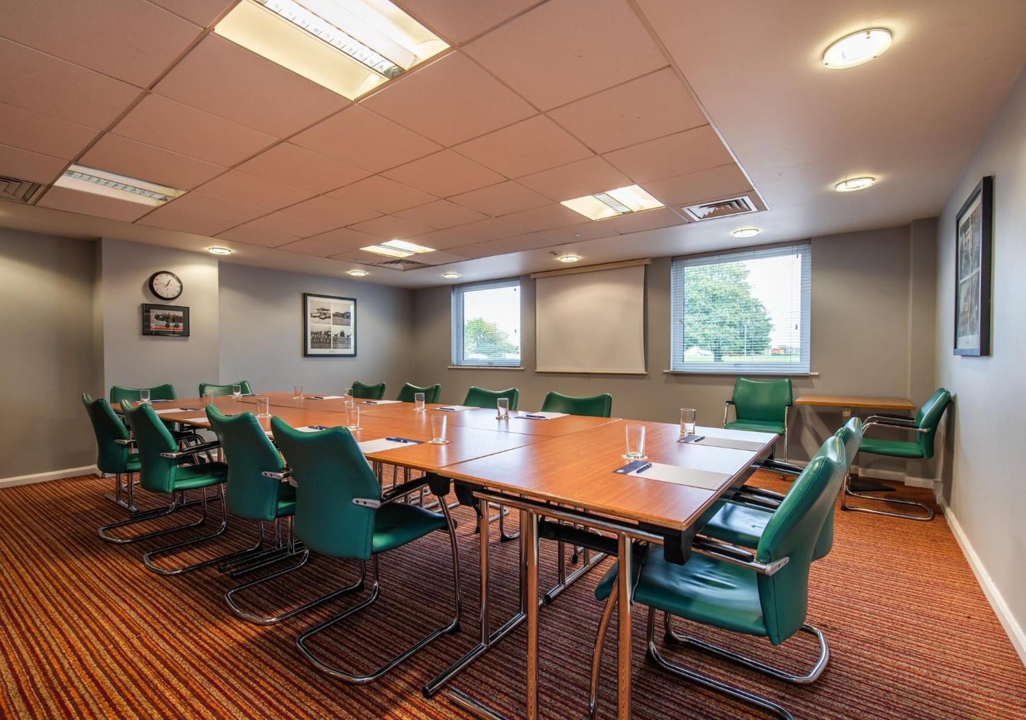 Holiday Inn Express Ramsgate - Minster By Ihg Dış mekan fotoğraf
