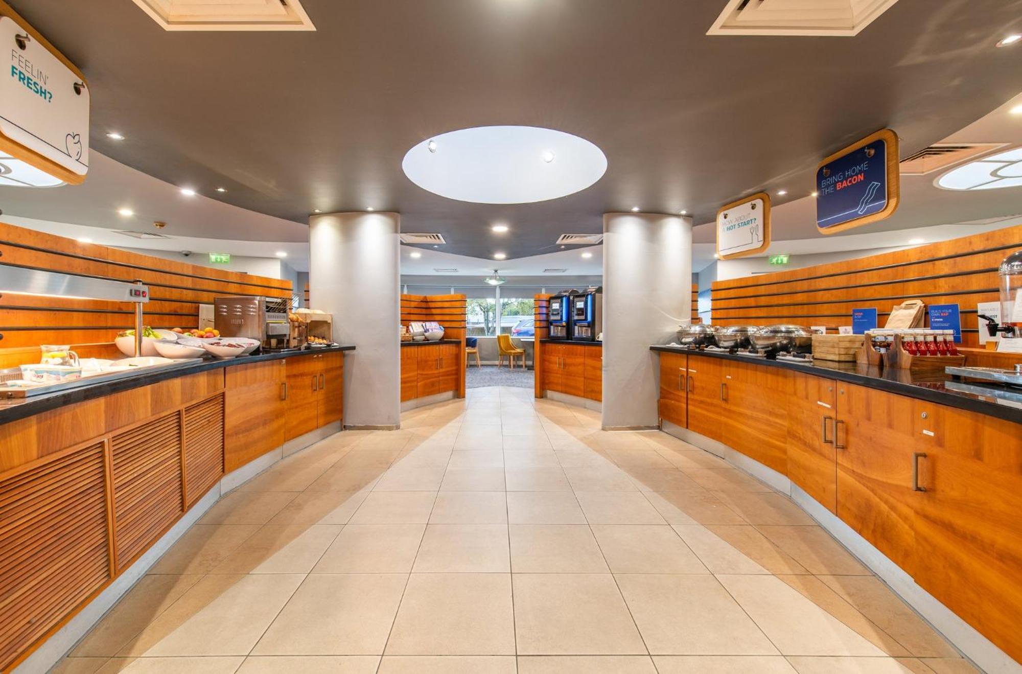 Holiday Inn Express Ramsgate - Minster By Ihg Dış mekan fotoğraf