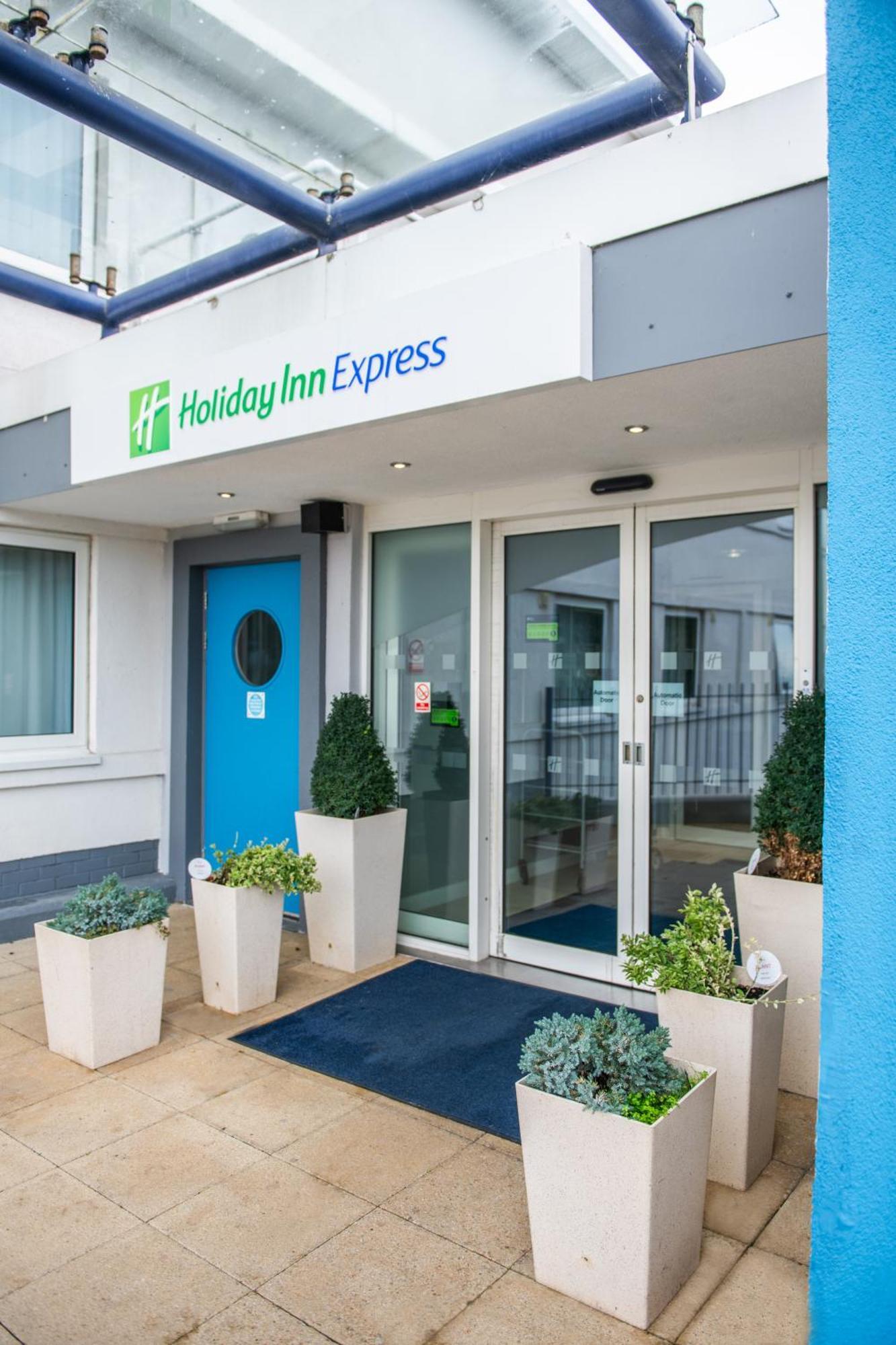 Holiday Inn Express Ramsgate - Minster By Ihg Dış mekan fotoğraf